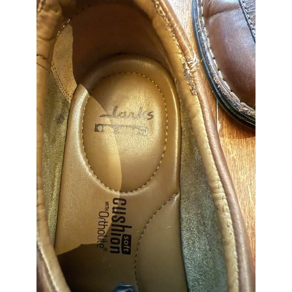 CLARKS Brown Leather Slip On Soft Cushion Casual Dress Mens Shoe Sz 8.5